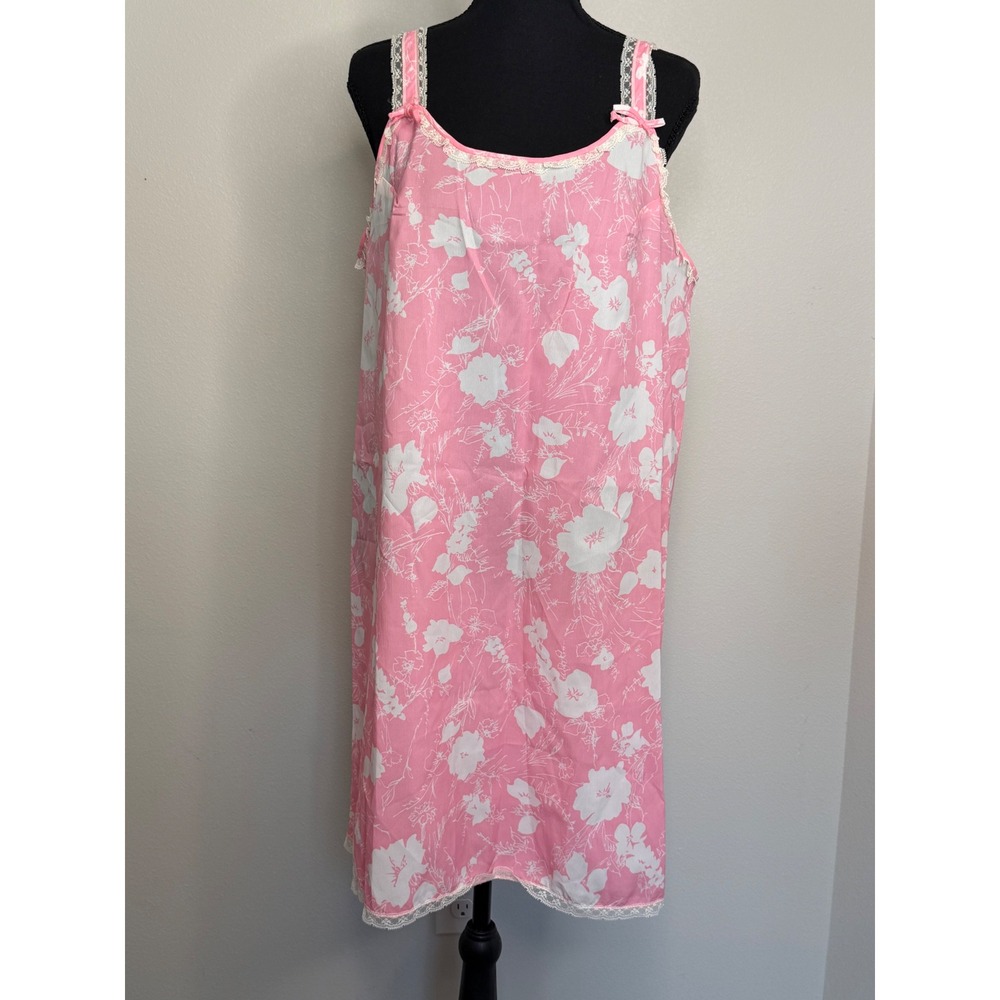 Vintage Kayser Pink Floral Lace Trim Nightgown Made in USA M
